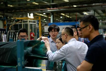 伟巴斯特的极致天窗工艺冰球突破游戏网站遇见(图33)